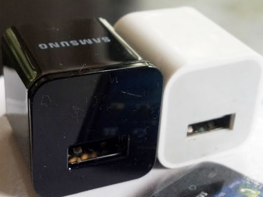 Samsung-vs-Apple-clone-2