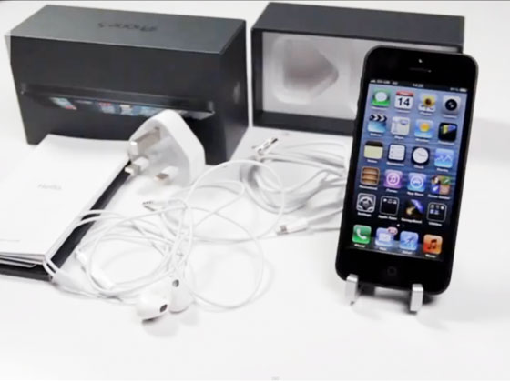 iPhone 5 Noir et Blanc : Premiers Déballages en Images et en Videos