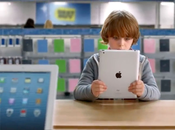 BestBuy Fait sa Pub de Noël avec l'iPhone, Siri (video)