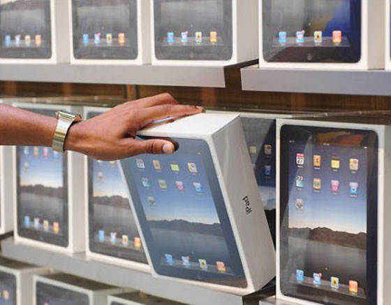 2-ipad-market-mcdonald iPad Apple McDonald, Nike Toys R US