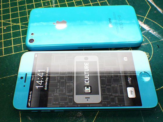 3-iPhone-4-5-Low-Cost-Martin-Hajek- Concepts iPhone Low-Cost par Martin Hajek