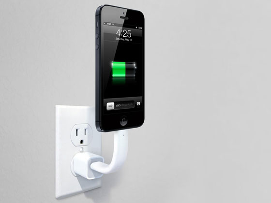 The Trunk iPhone 5 : Cable Rigide Lightning USB Multifonction (images)