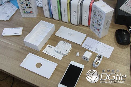 iPhone-5S-5C-Deballage-Unboxing-4