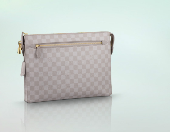 Louis-Vuitton-Kit-Sacoche-iPad-2