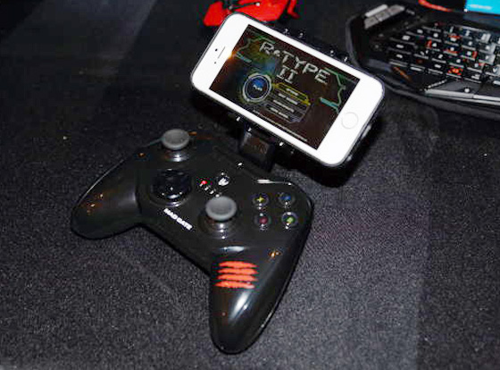 Mad-Cats-CTRLi-iPhone-iPad-iPod-Touch-Manette-Jeu-Bluetooth-1