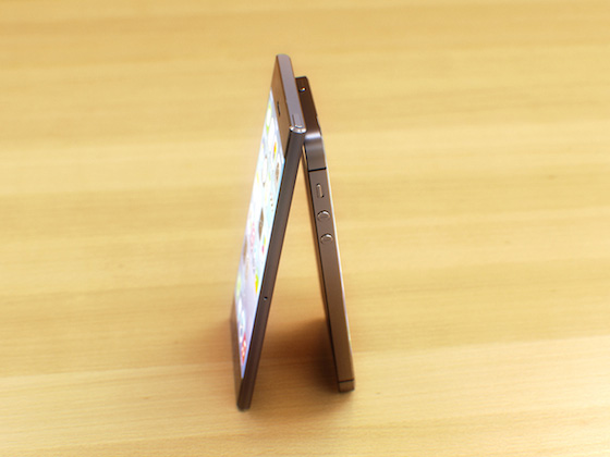 Mockup-Concept-iPhone-6-iPad-Nano-4