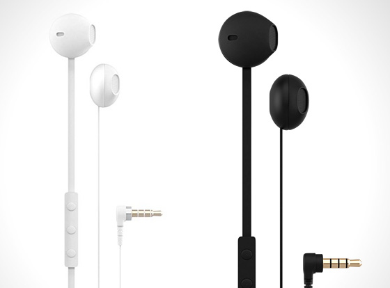 Pockets-Couture-Degauss-Labs-iPhone-EarPods-Cable-Plat-3