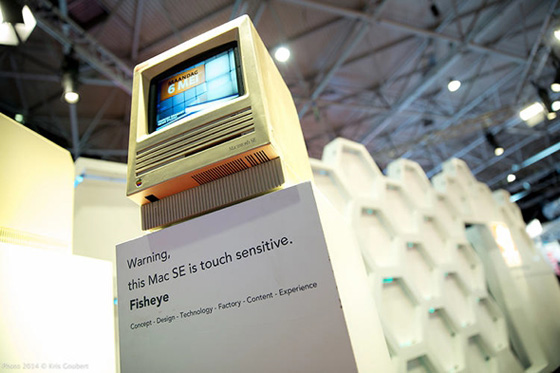 macintosh-se-recycles-borne-information-fisheye-ipad-2