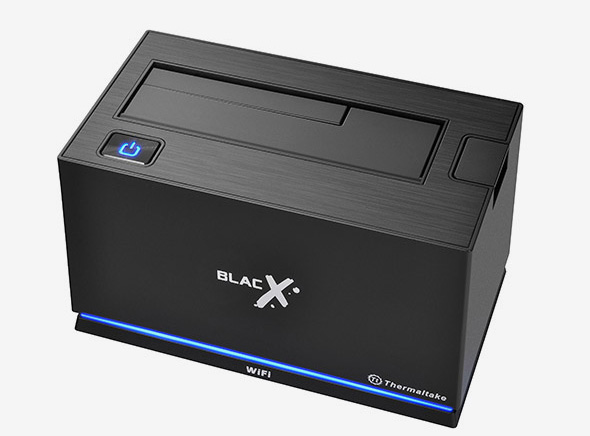 Thermaltake-BlacX-Urban-Dock-WiFi-Disques-Durs-SSD-2