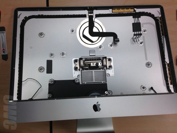demontage-imac-21-5-low-cost-2014-02