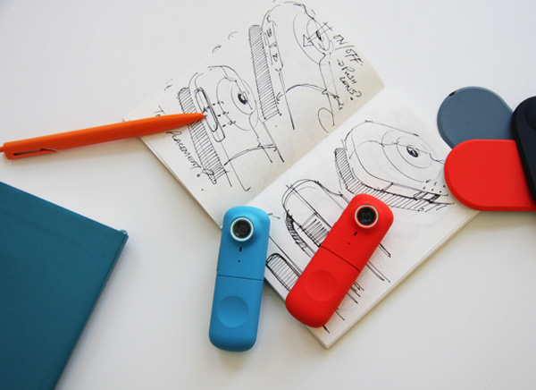 Logitech-Bemo-Camera-Connectee-Selfies-3