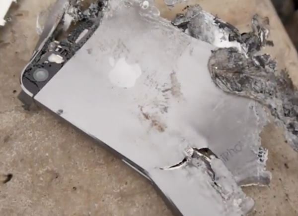 iphone-test-crash-train-2