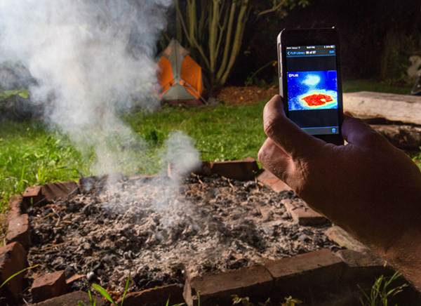 FLIR-One-iPhone-Camera-Thermique-2