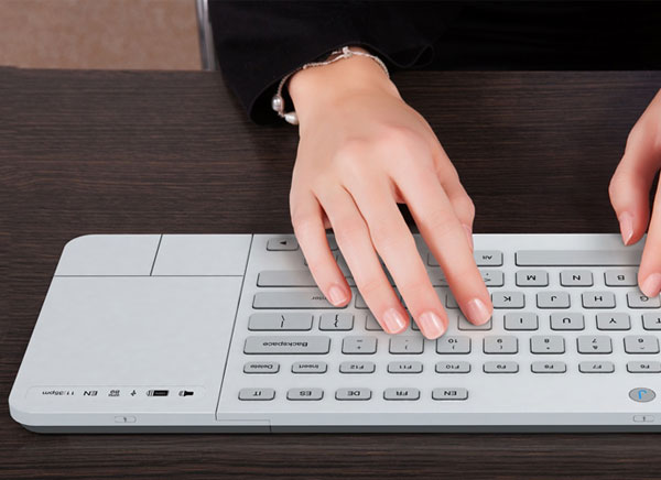 clavier-e-ink-jaasta-personnalisable-multilingue-3