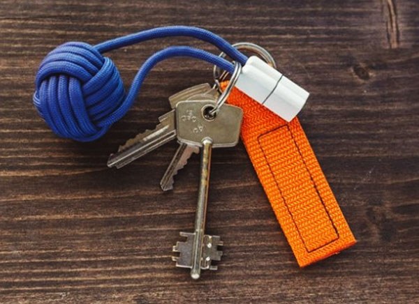bold-knot-batterie-appoint-iphone-3