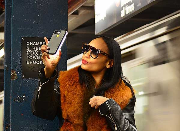 ty-lite-protection-flash-led-smartphone-iphone-1