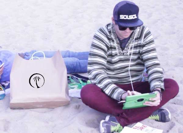 uci-solsol-casquette-solaire-baseball-chargeur-iphone-ipad-3