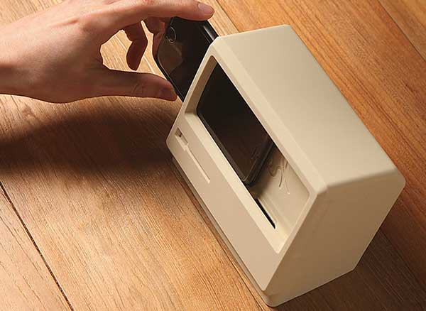 Dock Macintosh iPhone Elago