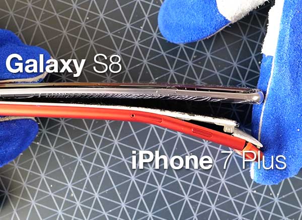Galaxy S8 Plus vs iPhone 7 Plus Red
