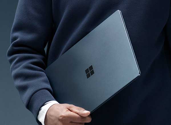 Microsoft Surface Laptop PC 2017