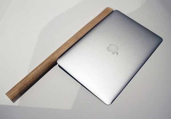 Shimabuku Art Hache MacBook Air