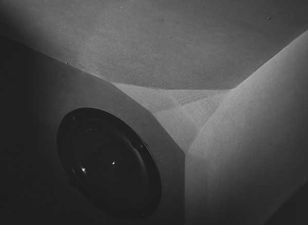Enceinte Connectée Béton UTOPIA