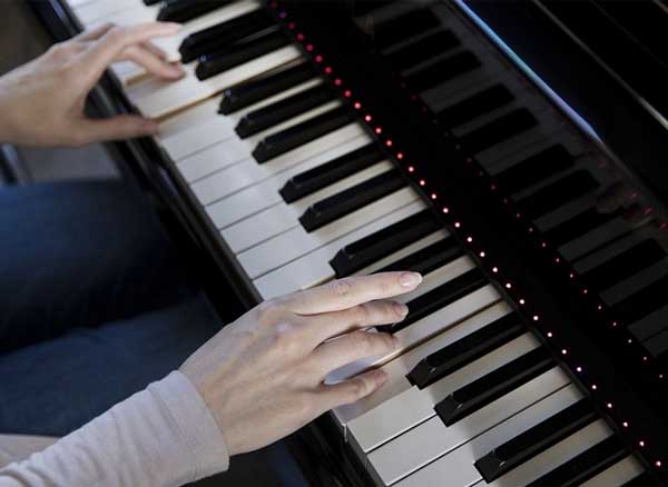 The ONE Piano Hi-Lite Barre Led