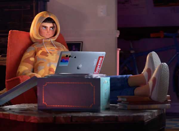 pub apple noel fete animation pixar style video