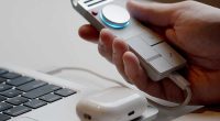 HiDock P1 Enregistreur Vocal Dictaphone IA Intelligence Artificielle Ecouteurs Bluetooth AirPods Traduction Transcription AI Prix