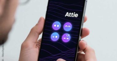 blueskys-attie-ai-flux-application-personnalise-assistant-agent-ia-gratuit